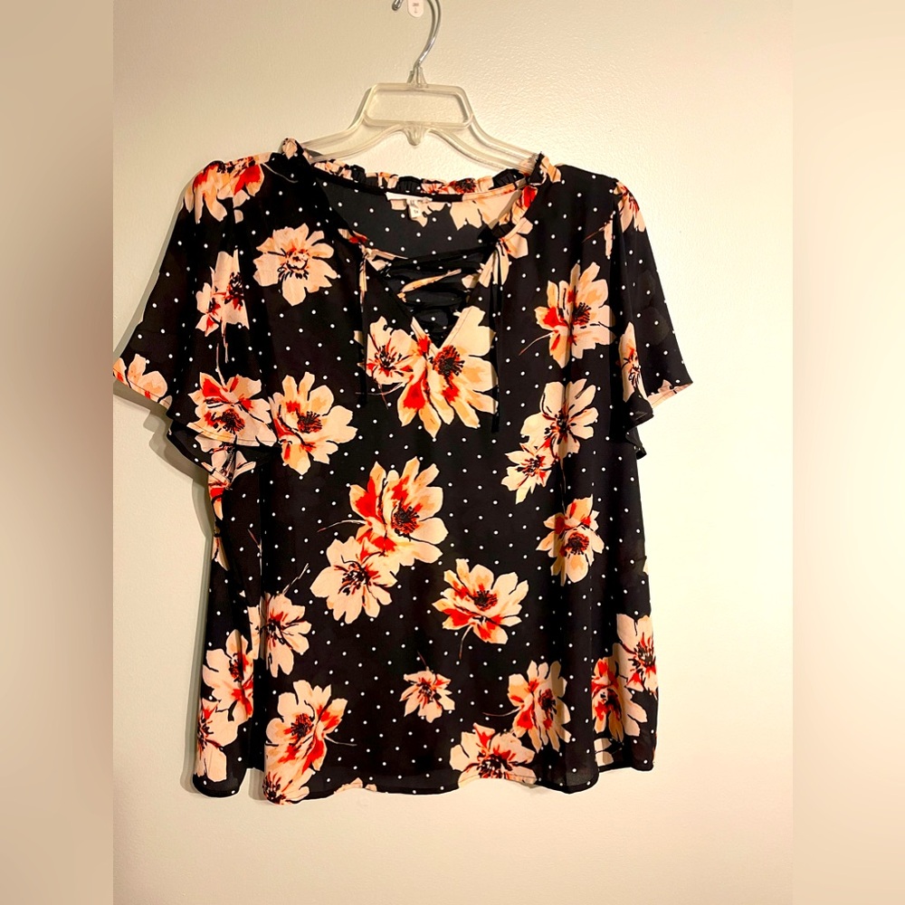 Maurice’s Floral Lace Up Flutter Sleeve Blouse